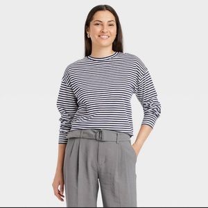 NWT Women’s Long Sleeve Tee